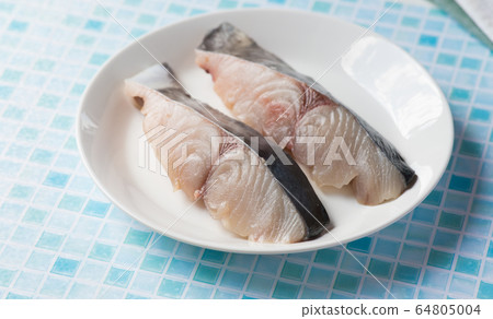 Eel fish 64805004