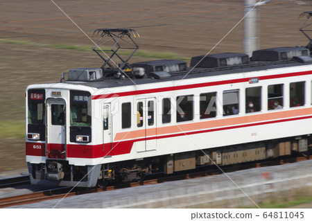 [TN] Tobu Nikko Line 6050 (double panta car head) 64811045