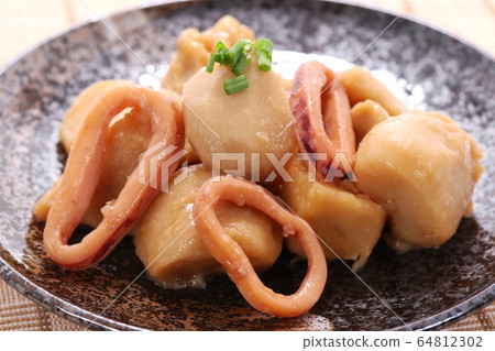 Stewed squid taro Stewed squid taro 64812302
