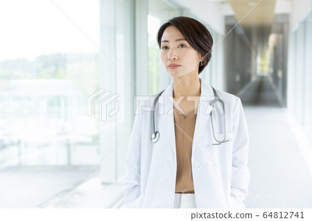 Female doctor medical image 64812741