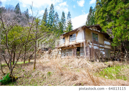 Ruins of an extinct village Ruins of an extinct village 64813115