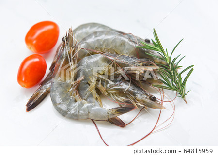 raw shrimps prawns with ingredients herb tomato raw shrimps prawns with ingredients herb tomato 64815959