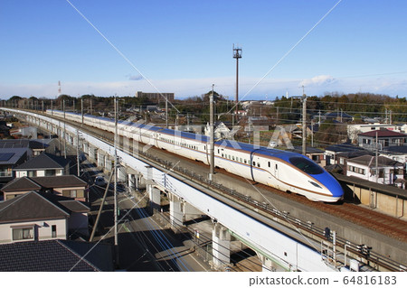 Joetsu / Hokuriku Shinkansen E7 series 64816183