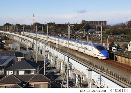 Joetsu / Hokuriku Shinkansen E7 series 64816184