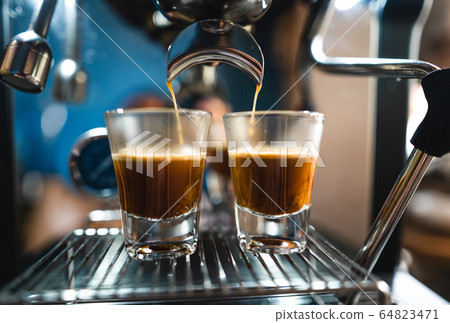 Coffee-Make coffee from the machine at home,Coffee 64823471