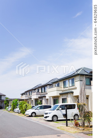 新建房屋 64829685