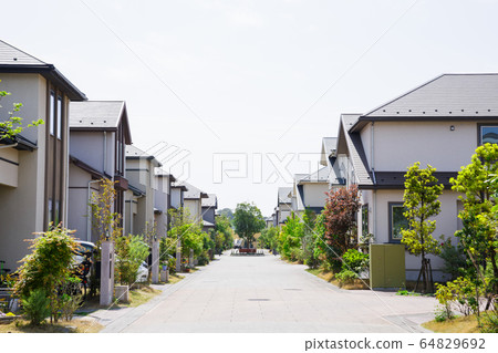 新建房屋 新建房屋 64829692