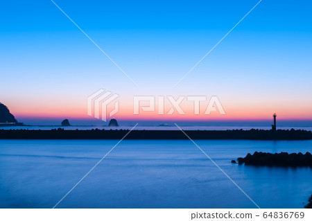 Dawn of Futana Island Dawn of Futana Island 64836769