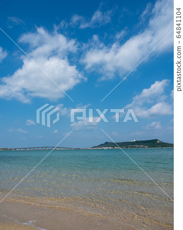 熱帶天堂天堂沖繩Amamichu的墳墓中的風景 64841104