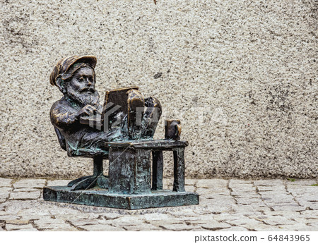 Dwarf Sculpture in Wroclaw, Poland Dwarf Sculpture in Wroclaw, Poland 64843965