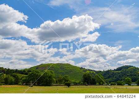Beautiful nature landscape around Lake Windermere Beautiful nature landscape around Lake Windermere 64845224