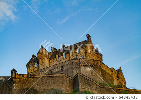 Afternoon sunny view of the Ediburgh Castle Afternoon sunny view of the Ediburgh Castle 64845438
