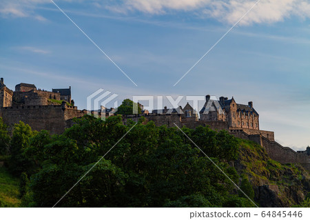 Afternoon sunny view of the Ediburgh Castle Afternoon sunny view of the Ediburgh Castle 64845446