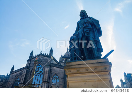 Adam Smith Monument of the Edinburgh downtown Adam Smith Monument of the Edinburgh downtown 64845458