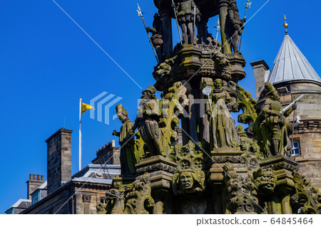 Exterior view of The Palace of Holyroodhouse Exterior view of The Palace of Holyroodhouse 64845464