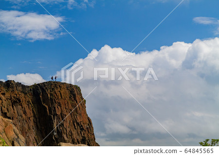Beautiful natural landscape of Holyrood Park Beautiful natural landscape of Holyrood Park 64845565