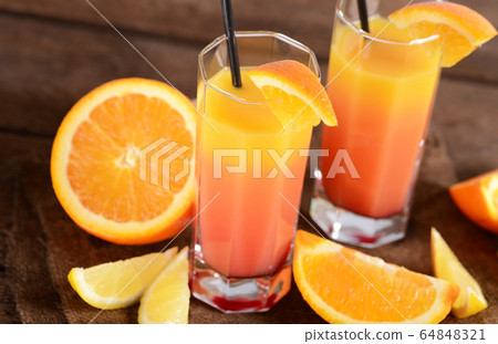 Sex on the beach Cocktail 64848321