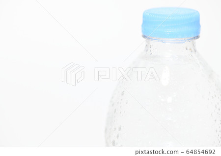 PET bottle water 64854692