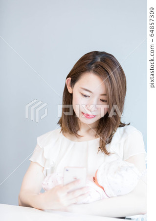 Mom and baby Mom and baby 64857309