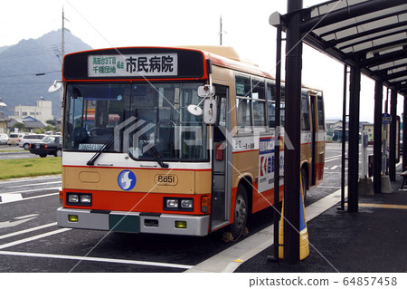 West Shinki (Kamigori station square / Hino / Rainbow RJ) West Shinki (Kamigori station square / Hino / Rainbow RJ) 64857458