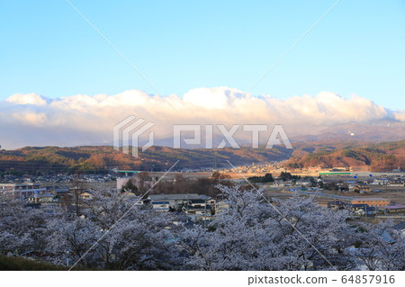 Inariyama Park  Inariyama Park 64857916