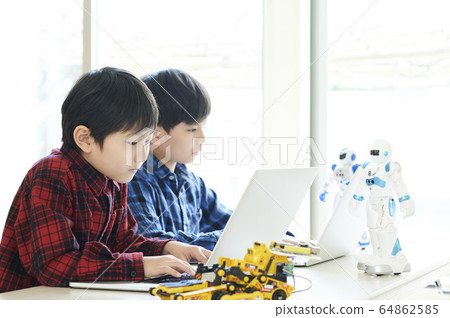 編程計算機兒童 64862585