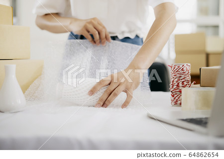 Online small business owner. 64862654