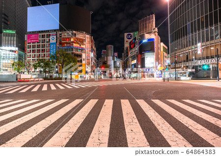 "Tokyo" Shibuya, a self-restraint mood where people disappeared Tokyo "Tokyo" Shibuya, a self-restraint mood where people disappeared Tokyo 64864383