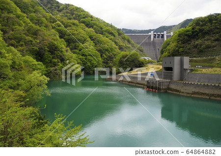 Miyagase Dam shining in the fresh green Miyagase Dam shining in the fresh green 64864882