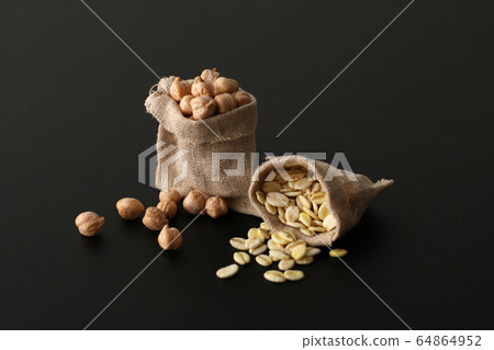 Food crisis, money and humans 64864952