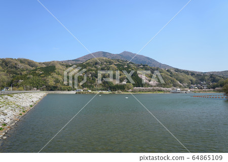 I stopped by Tsukushi Lake # 6 64865109