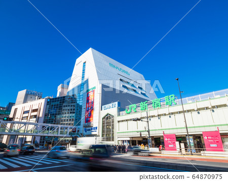 Tokyo Shinjuku Station South Exit Tokyo Shinjuku Station South Exit 64870975