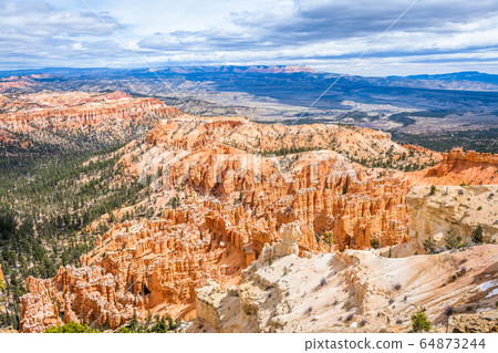 Bryce Canyon National Park, Utah, USA 64873244