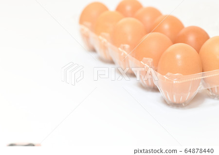 Red egg of plastic pack 64878440