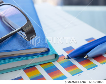 企業形象·圖·筆記本·眼鏡 企業形象·圖·筆記本·眼鏡 64879068