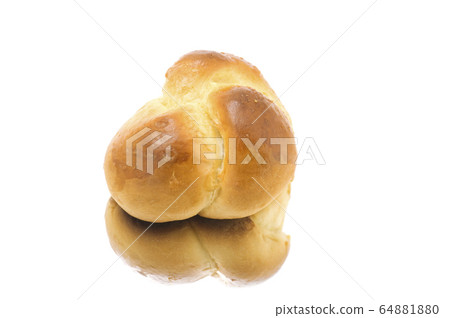 small loaf closeup 64881880