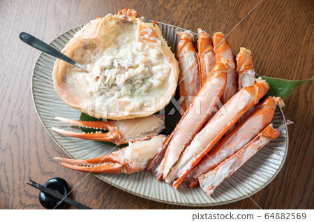 boiled and prepared snow crab in japanese style 64882569