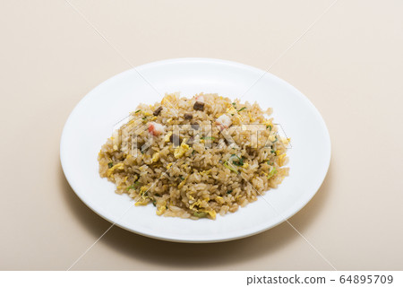 炒飯 64895709