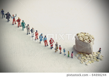 Food crisis, money and humans 64898244