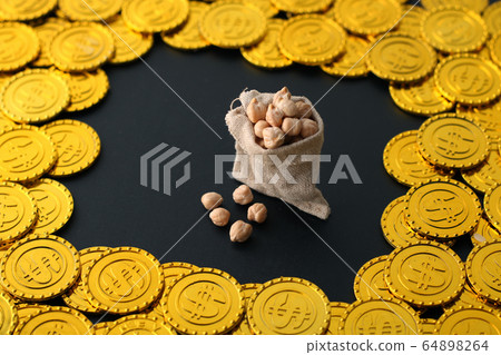 Food crisis, money and humans Food crisis, money and humans 64898264