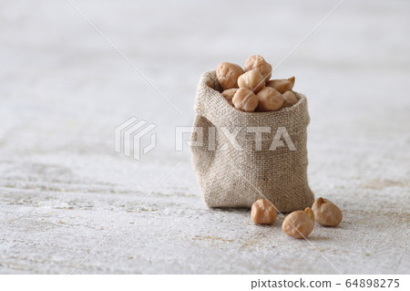 Food crisis, money and humans Food crisis, money and humans 64898275