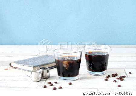 iced coffee iced coffee 64906085