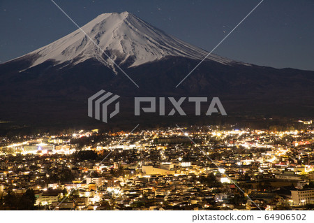 Niikurayama Sengen Park night view 64906502
