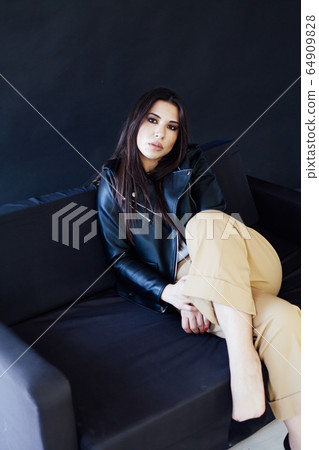 Beautiful fashionable oriental brunette woman in home clothes 64909828