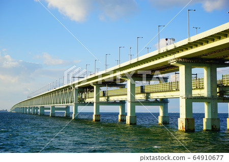 大阪府泉佐野市關西國際大橋 64910677