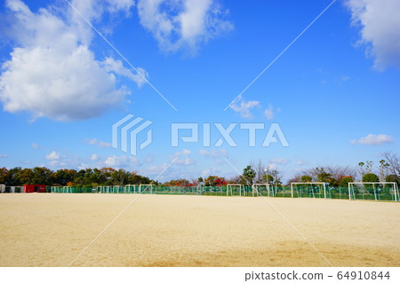 大阪地面泉再生環境公園 64910844