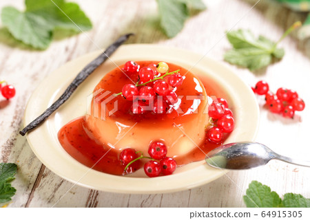 Panna cotta Panna cotta 64915305