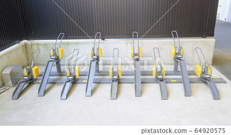 Bicycle parking for bicycles (bicycle parking facilities) Bicycle parking for bicycles (bicycle parking facilities) 64920575