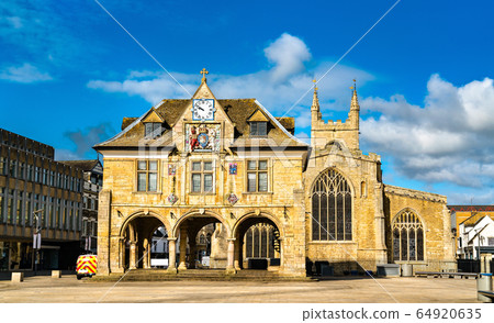 Guildhall at Cathedral Square in Peterborough, England 64920635