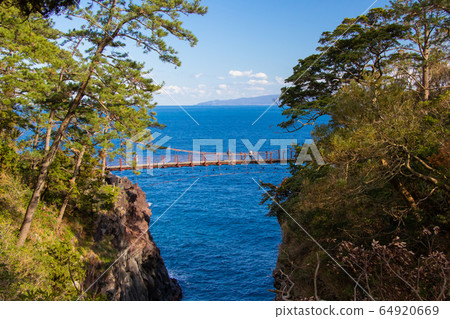 城崎海岸和伊豆大島 城崎海岸和伊豆大島 64920669